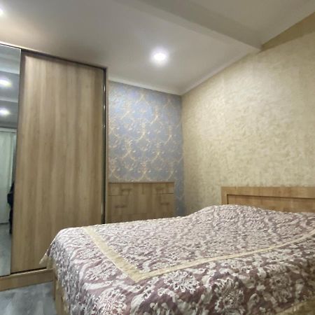 Cozy Home Тбилиси Екстериор снимка